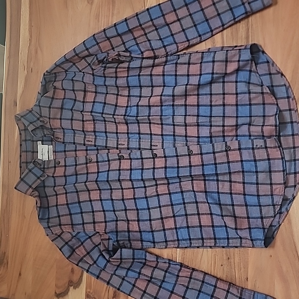 Men's long sleeve shirt